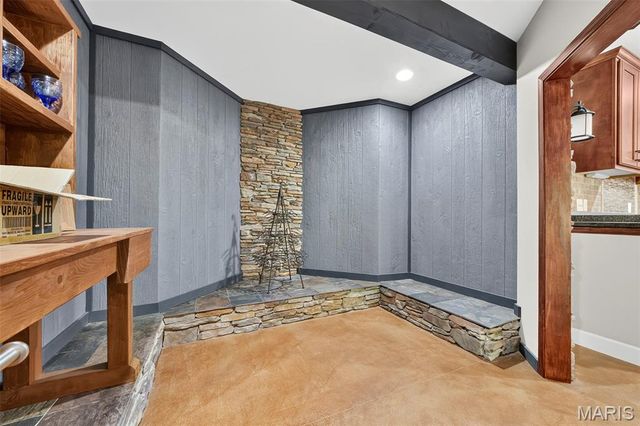 3840 Rooster Ridge Lane, Defiance, MO 63341