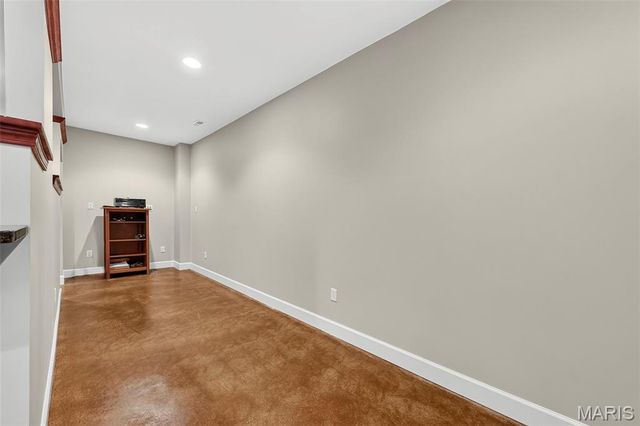 3840 Rooster Ridge Lane, Defiance, MO 63341