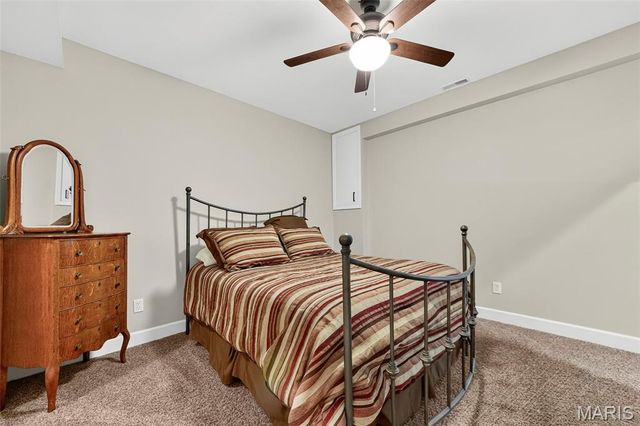 3840 Rooster Ridge Lane, Defiance, MO 63341