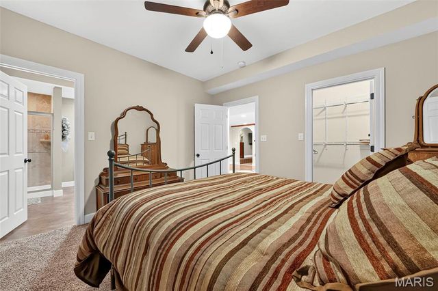 3840 Rooster Ridge Lane, Defiance, MO 63341