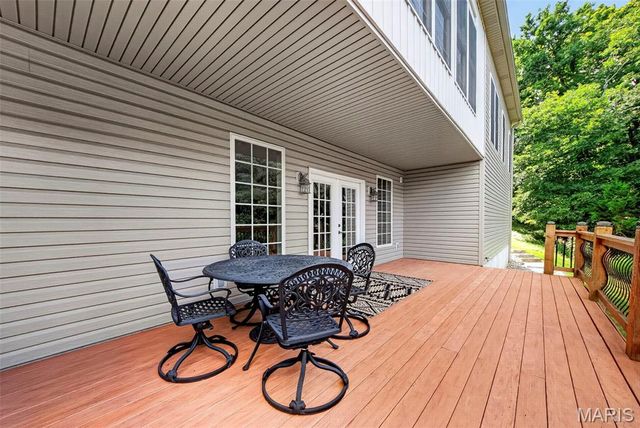 3840 Rooster Ridge Lane, Defiance, MO 63341