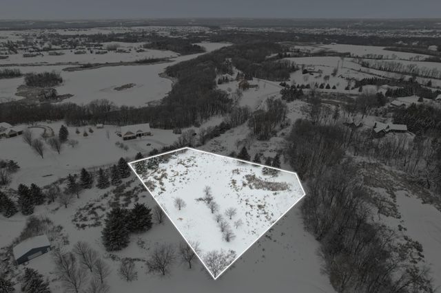 2XX Stonebrooke Curve, Shakopee, MN 55379