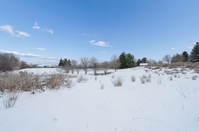 2XX Stonebrooke Curve, Shakopee, MN 55379