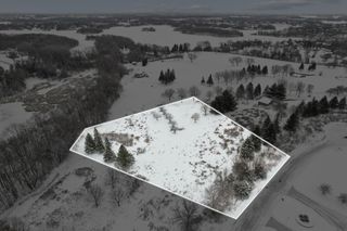 2XX Stonebrooke Curve, Shakopee, MN 55379