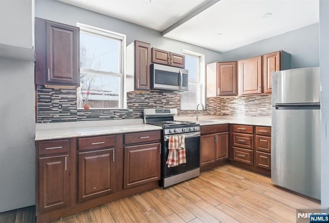 420 Mechanic Street, Orange, NJ 07050