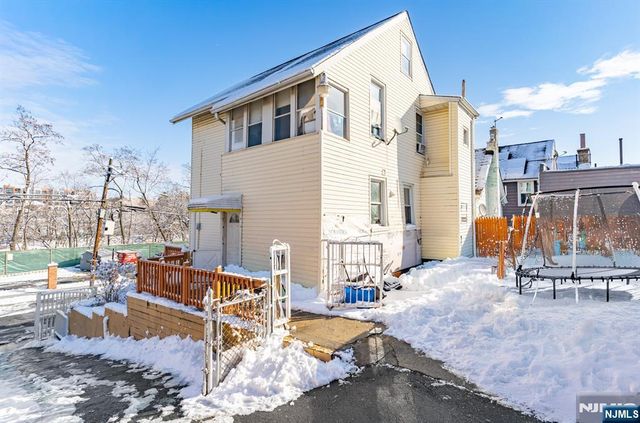 420 Mechanic Street, Orange, NJ 07050