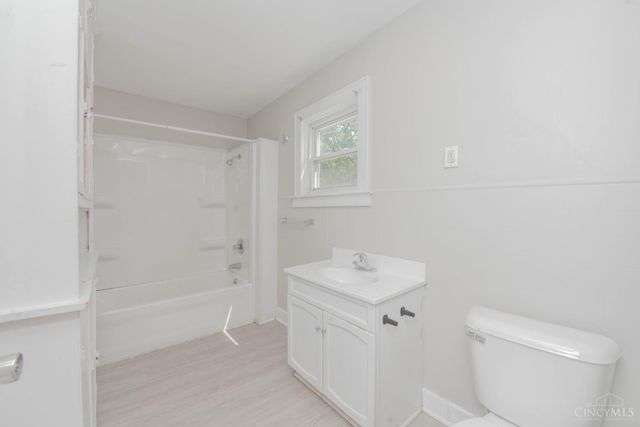 13 Crawford Street, Middletown, OH 45044
