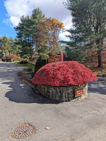 925 Oronoke Road 38F, Waterbury, CT 06708