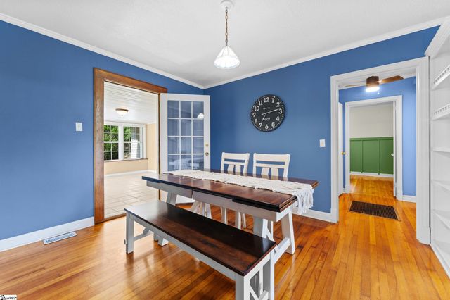 210 Edgewood Avenue, Belton, SC 29627