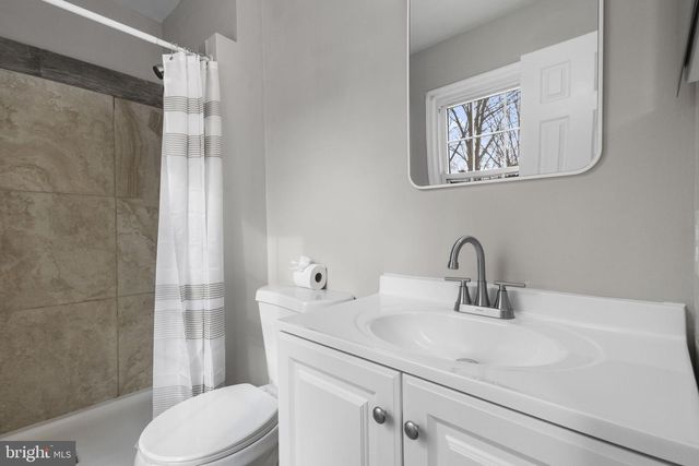 4068-C CHAMPIONSHIP DR, Annandale, VA 22003