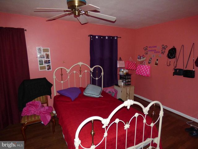 8333 IVY GLEN CT, Manassas, VA 20110
