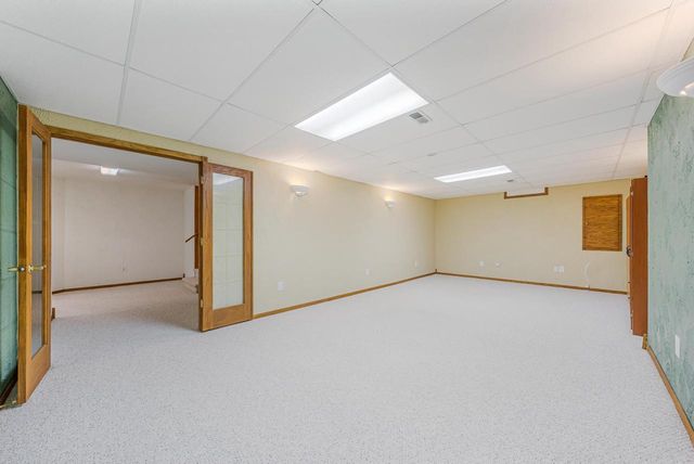 1424 E KEYSTONE LANE, Appleton, WI 54913