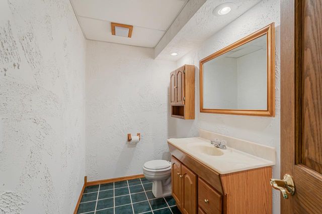 1424 E KEYSTONE LANE, Appleton, WI 54913