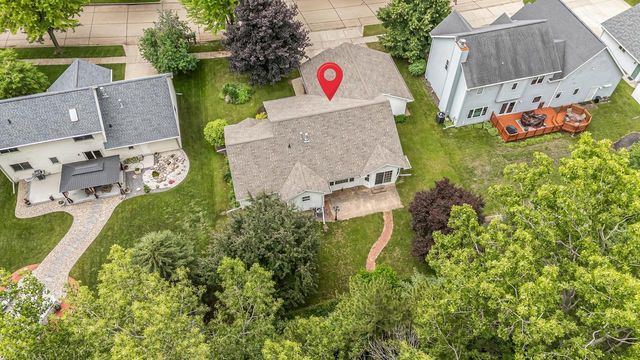1424 E KEYSTONE LANE, Appleton, WI 54913
