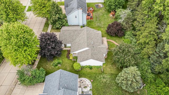 1424 E KEYSTONE LANE, Appleton, WI 54913