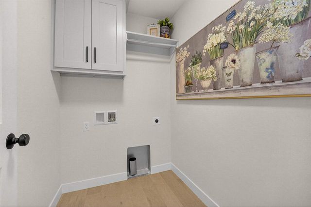 W5845 ROUNDSTONE PLACE, Menasha, WI 54952