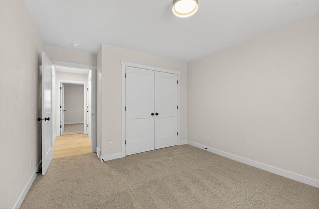 W5845 ROUNDSTONE PLACE, Menasha, WI 54952