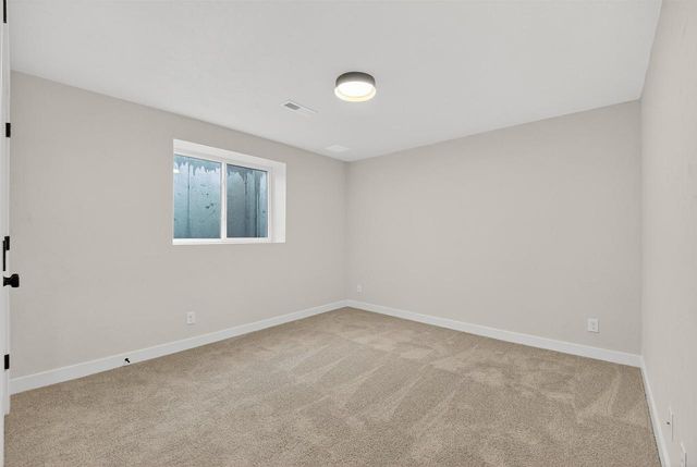 W5845 ROUNDSTONE PLACE, Menasha, WI 54952