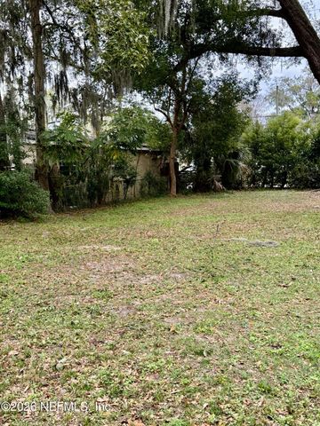 8726 6TH Avenue, Jacksonville, FL 32208