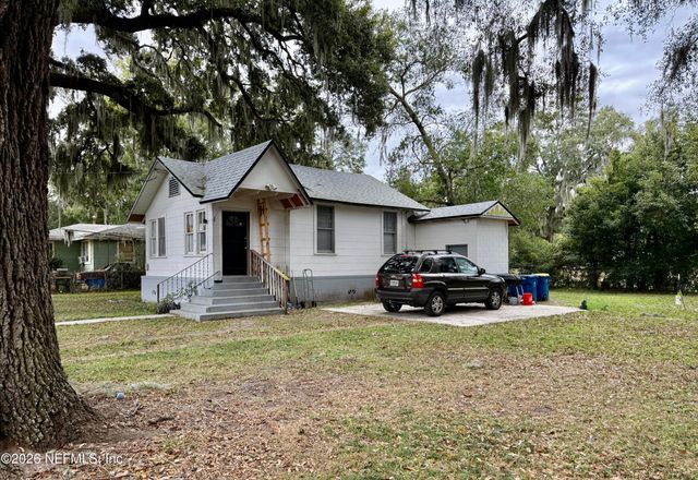 8726 6TH Avenue, Jacksonville, FL 32208