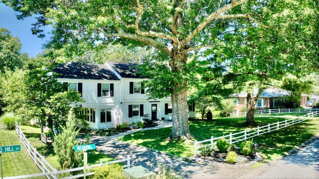 29 Meadow Lane, Fort Thomas, KY 41075