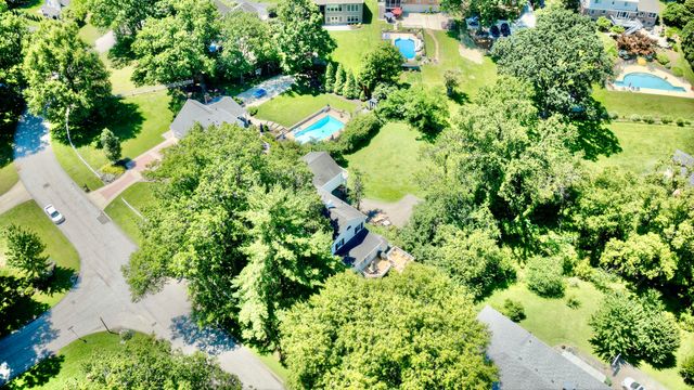 29 Meadow Lane, Fort Thomas, KY 41075