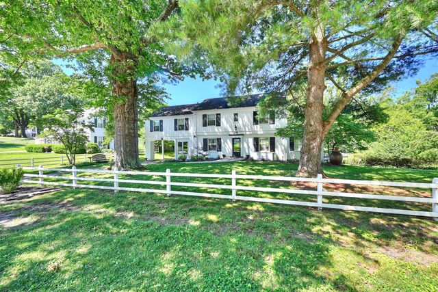 29 Meadow Lane, Fort Thomas, KY 41075