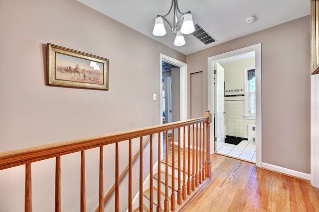 29 Meadow Lane, Fort Thomas, KY 41075