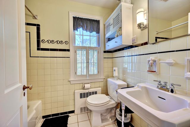 29 Meadow Lane, Fort Thomas, KY 41075