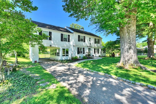 29 Meadow Lane, Fort Thomas, KY 41075