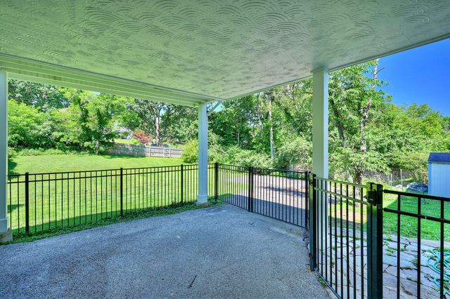 29 Meadow Lane, Fort Thomas, KY 41075