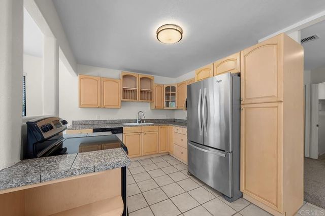 7302 Alicante Road 3, Carlsbad, CA 92009