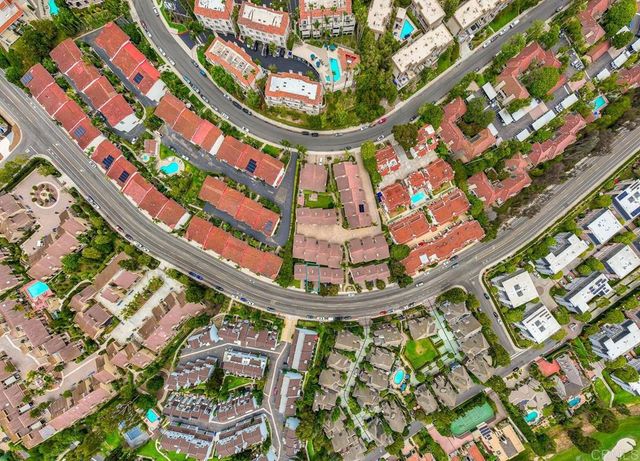 7302 Alicante Road 3, Carlsbad, CA 92009