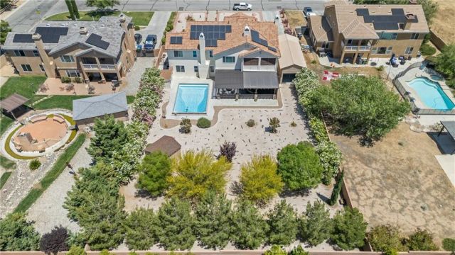 41345 43rd Street West, Lancaster, CA 93536