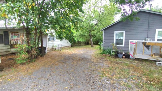 303 S Bluff, Tahlequah, OK 74464