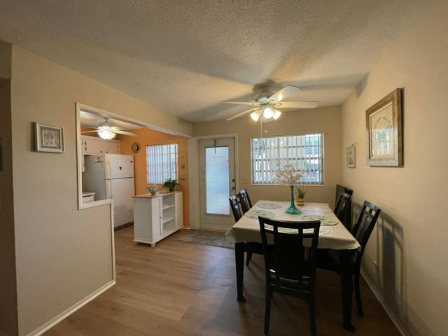 2152 NE 1st Way 102, Boynton Beach, FL 33435