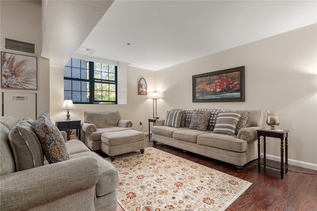 15 Higgins Street 109, Smithfield, RI 02917