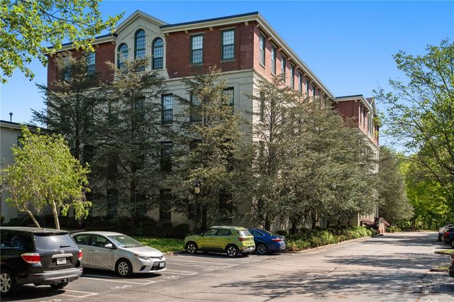 15 Higgins Street 109, Smithfield, RI 02917