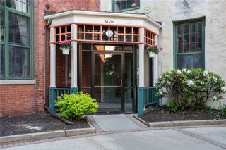 15 Higgins Street 109, Smithfield, RI 02917