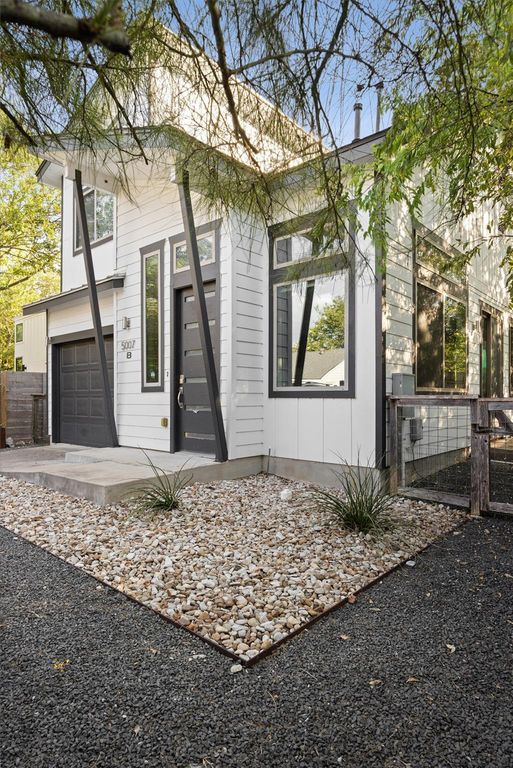 5007 Delores Ave B, Austin, TX 78721