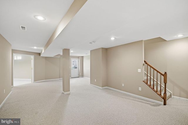 6837 RATHBONE PL, Gainesville, VA 20155