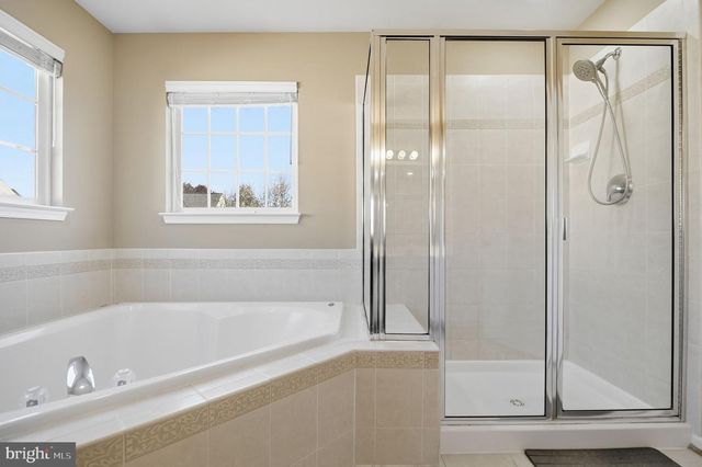 6837 RATHBONE PL, Gainesville, VA 20155