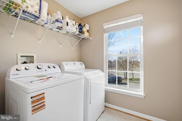 6837 RATHBONE PL, Gainesville, VA 20155