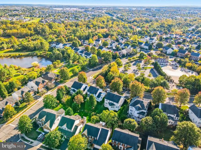 6837 RATHBONE PL, Gainesville, VA 20155