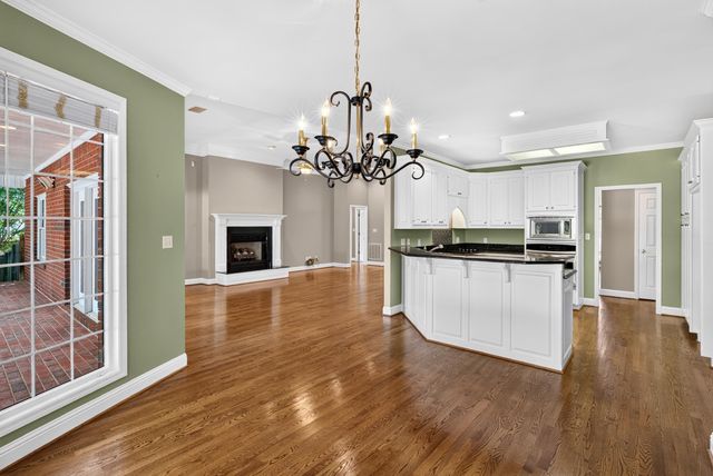 143 W Woodglen Road, Spartanburg, SC 29301