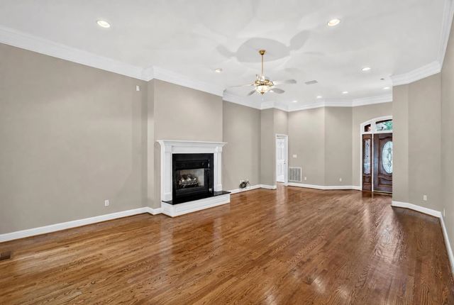 143 W Woodglen Road, Spartanburg, SC 29301