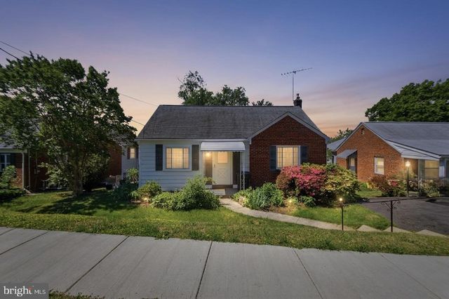 1914 S QUINCY ST, Arlington, VA 22204