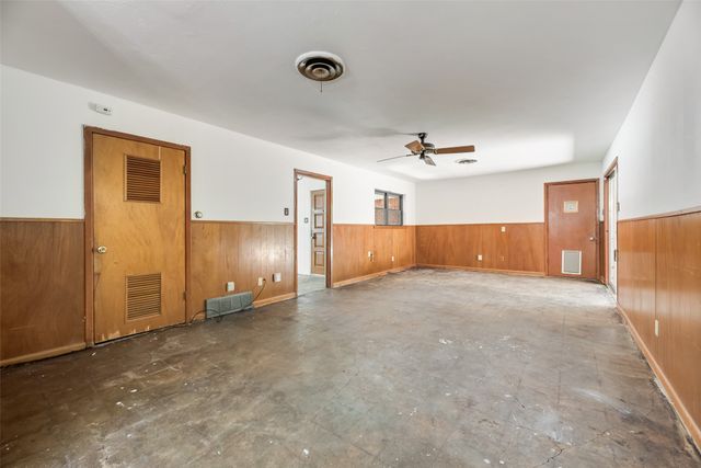 5517 Odessa Avenue, Fort Worth, TX 76133