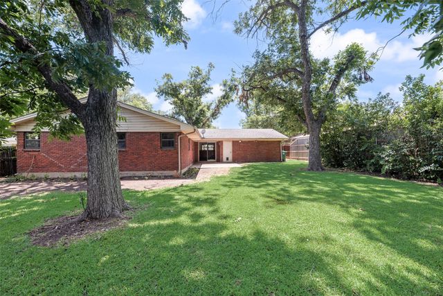5517 Odessa Avenue, Fort Worth, TX 76133