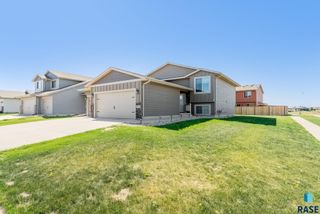 9517 W Liam St Street, Sioux Falls, SD 57106